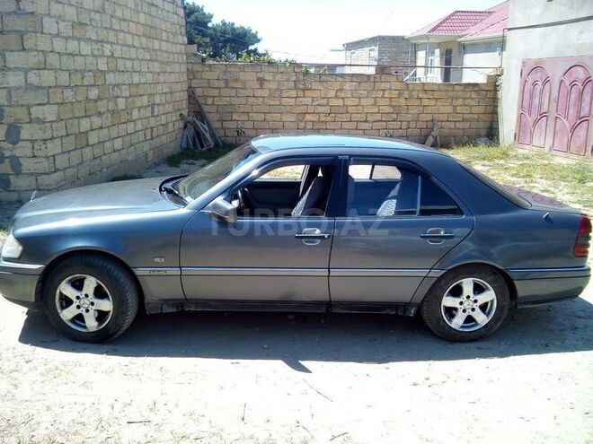 Mercedes C 250 1996, 300,000 km - 2.5 l - Sumqayıt