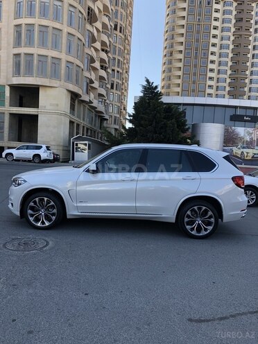 BMW X5 2014, 28,900 km - 3.0 л - Bakı