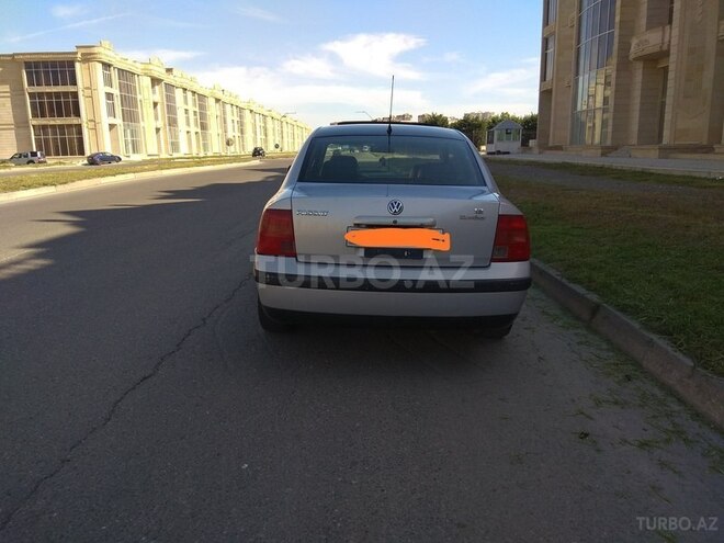 Volkswagen Passat 1998, 284,000 km - 2.0 l - Bakı