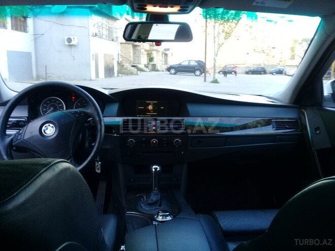 BMW 530 2004, 284,000 km - 3.0 l - Bakı
