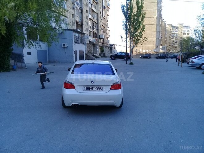 BMW 530 2004, 284,000 km - 3.0 l - Bakı