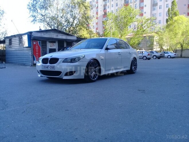 BMW 530 2004, 284,000 km - 3.0 l - Bakı