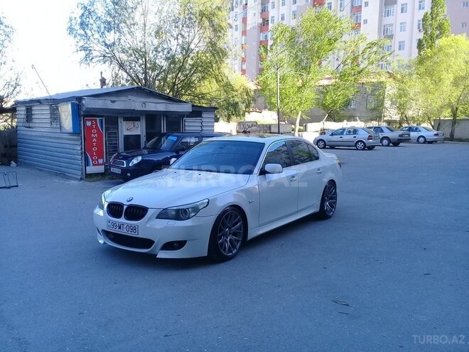 BMW 530 2004, 284,000 km - 3.0 l - Bakı