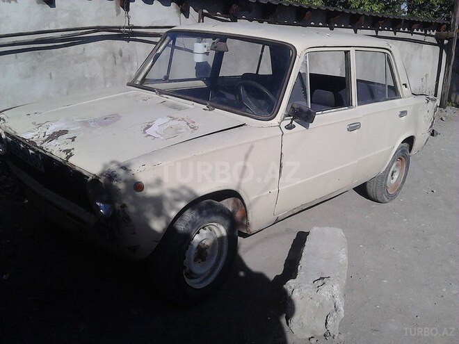 LADA (VAZ) 21011 1980, 350,000 km - 1.3 л - Qusar