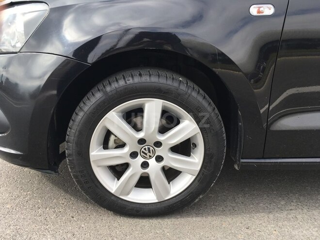 Volkswagen Polo 2012, 93,000 km - 1.6 l - Bakı