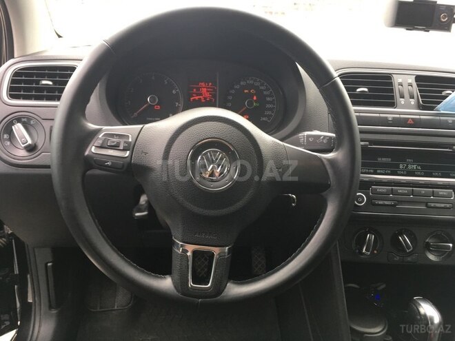 Volkswagen Polo 2012, 93,000 km - 1.6 l - Bakı