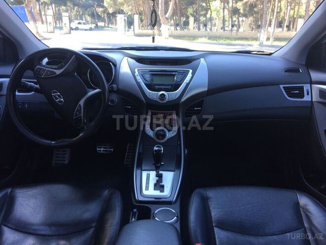 Hyundai Elantra 2011, 135,755 km - 1.8 l - Bakı