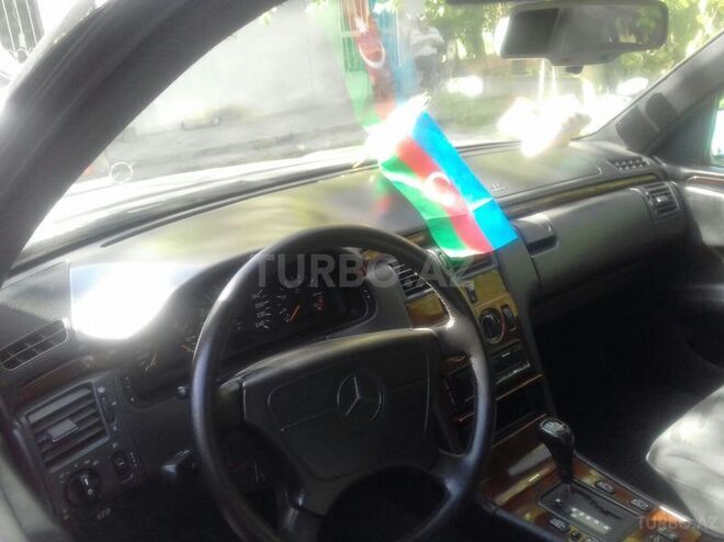 Mercedes E 230 1995, 347,500 km - 0.2 л - Zərdab