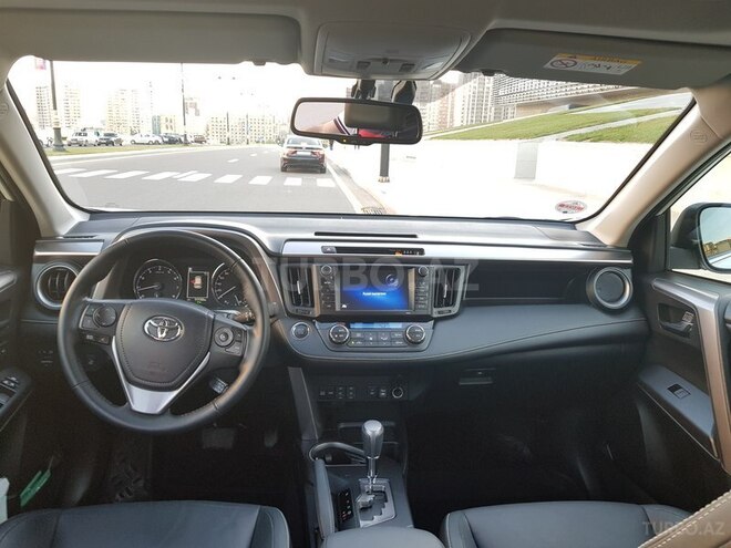Toyota RAV4 2017, 12,800 km - 2.0 l - Bakı