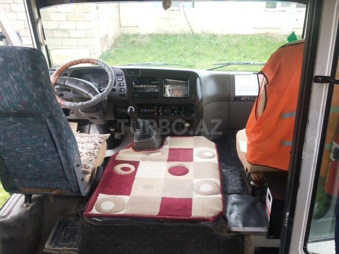 Mitsubishi Rosa 2009, 600,000 km - 4.3 l - Bakı