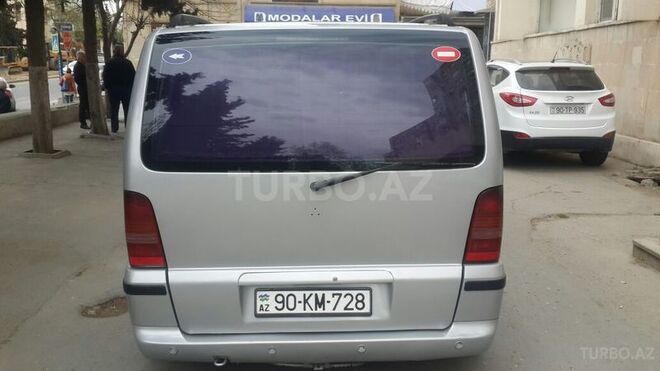 Mercedes Vito 2000, 285,000 km - 2.2 л - Bakı