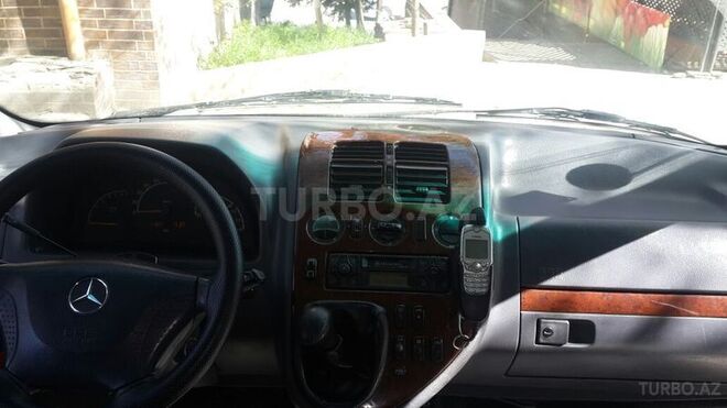 Mercedes Vito 2000, 285,000 km - 2.2 л - Bakı