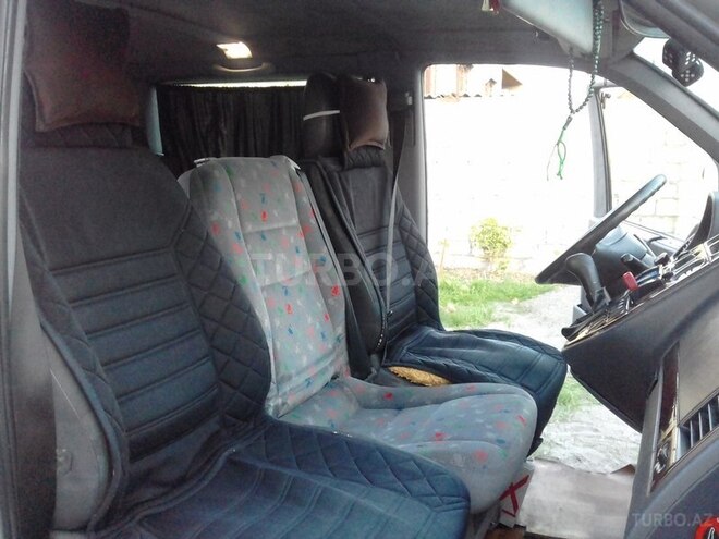 Mercedes Vito 2001, 366,000 km - 0.3 l - Mingəçevir