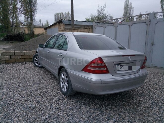 Mercedes C 200 2001, 20,600 km - 2.0 l - Qusar