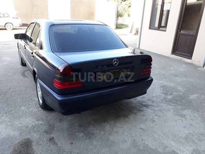 Mercedes C 180 2000, 210,000 km - 1.8 l - Gəncə