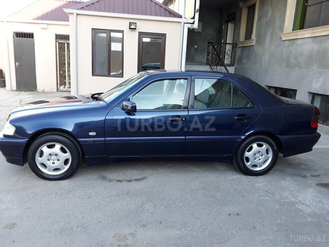 Mercedes C 180 2000, 210,000 km - 1.8 l - Gəncə