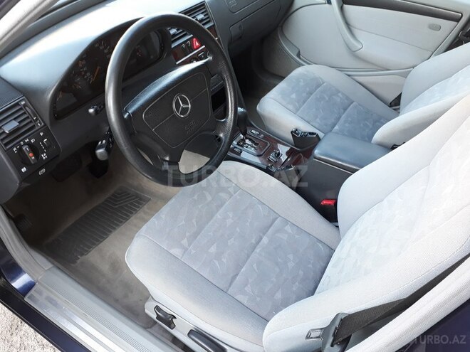 Mercedes C 180 2000, 210,000 km - 1.8 l - Gəncə