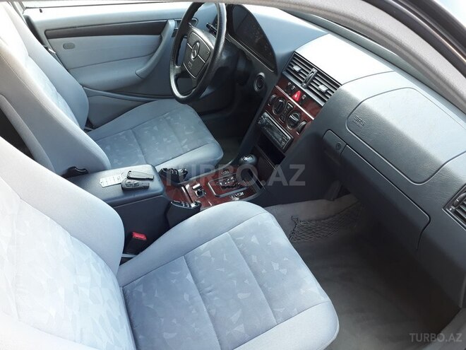 Mercedes C 180 2000, 210,000 km - 1.8 l - Gəncə