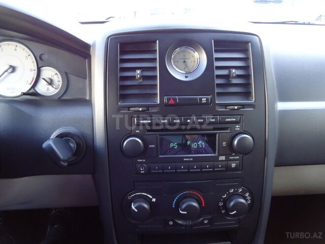Chrysler 300C 2007, 102,000 km - 2.7 l - Bakı