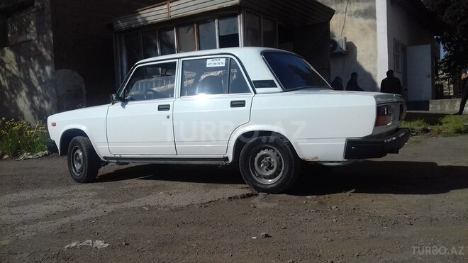 LADA (VAZ) 2107 2009, 180,000 km - 1.6 л - Gəncə