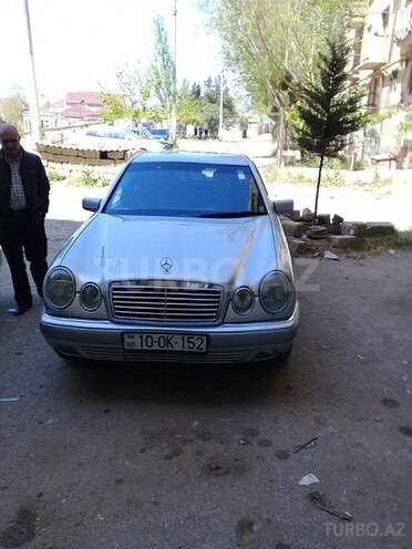 Mercedes E 230 1995, 341,200 km - 2.3 l - Bakı