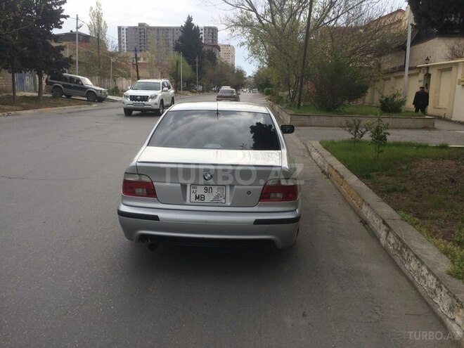 BMW 525 2002, 237,000 km - 2.5 l - Bakı