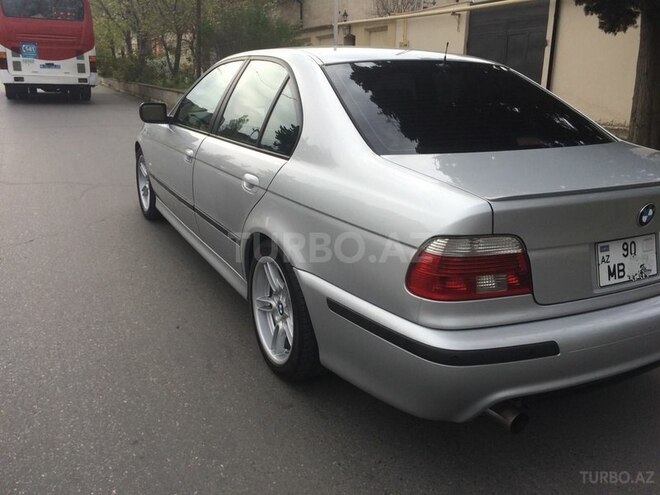 BMW 525 2002, 237,000 km - 2.5 l - Bakı