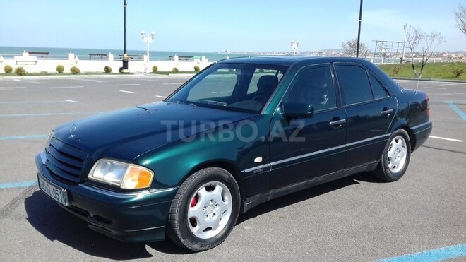 Mercedes C 230 1997, 290,000 km - 2.3 l - Sumqayıt