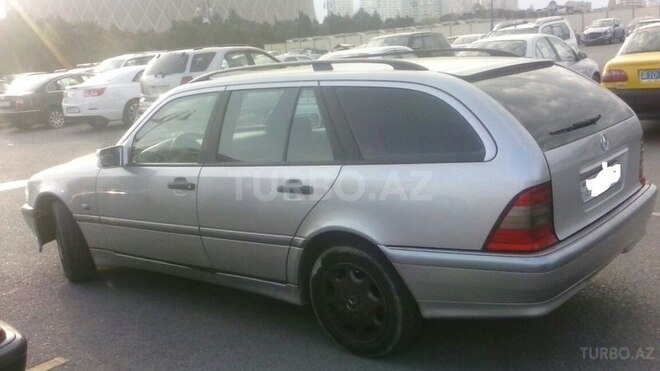 Mercedes C 180 1999, 300,000 km - 1.8 l - Bakı