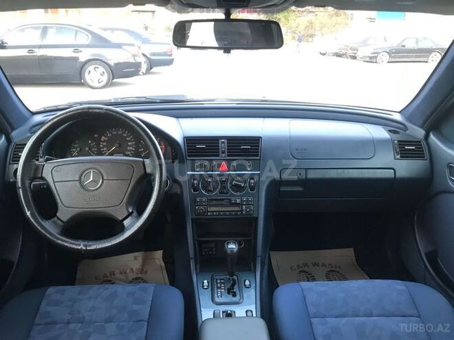 Mercedes C 220 1998, 299,800 km - 2.2 l - Bakı