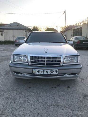 Mercedes C 220 1998, 299,800 km - 2.2 l - Bakı