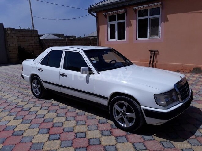 Mercedes E 230 1989, 300,000 km - 2.3 l - Bakı