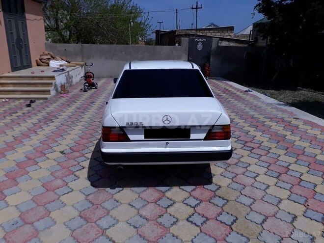 Mercedes E 230 1989, 300,000 km - 2.3 l - Bakı