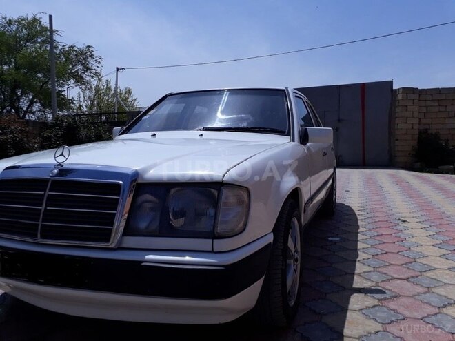 Mercedes E 230 1989, 300,000 km - 2.3 l - Bakı