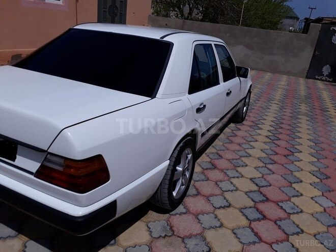 Mercedes E 230 1989, 300,000 km - 2.3 l - Bakı