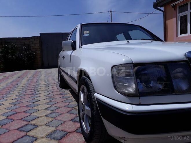 Mercedes E 230 1989, 300,000 km - 2.3 l - Bakı