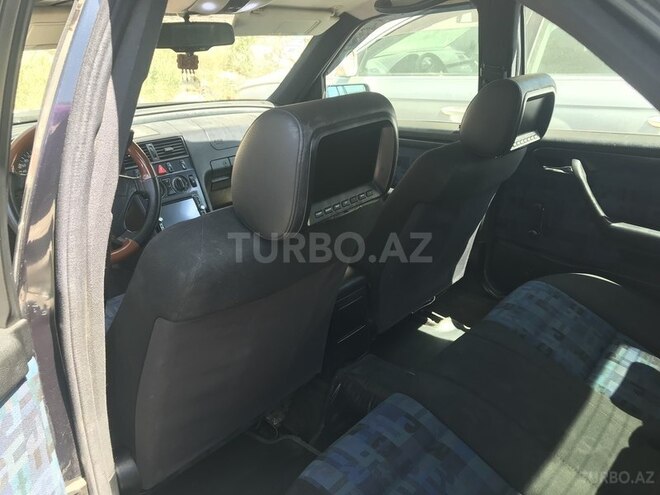 Mercedes C 200 1997, 271,172 km - 2.0 l - Bakı