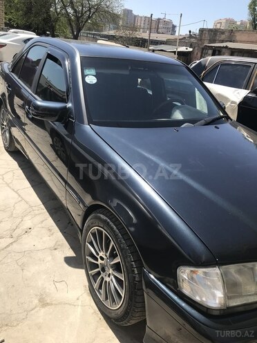 Mercedes C 200 1997, 271,172 km - 2.0 l - Bakı
