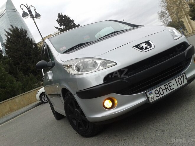 Peugeot  2006, 124,000 km - 1.4 l - Bakı