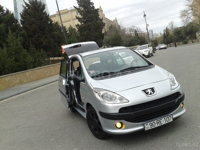 Peugeot  2006, 124,000 km - 1.4 l - Bakı