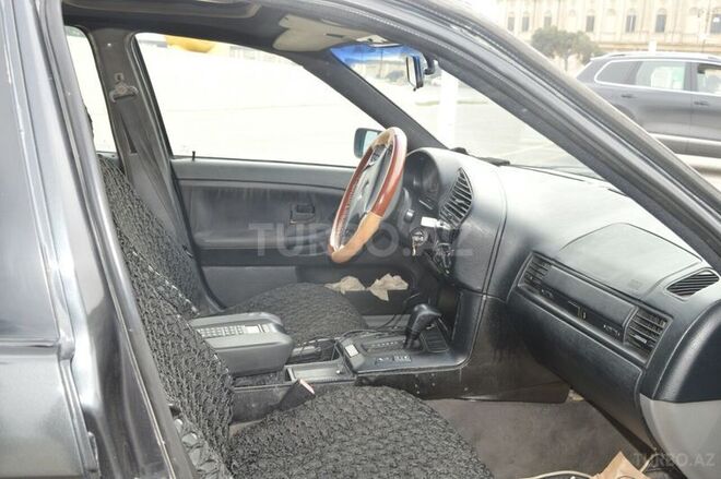 BMW 325 1995, 400,000 km - 2.5 l - Bakı