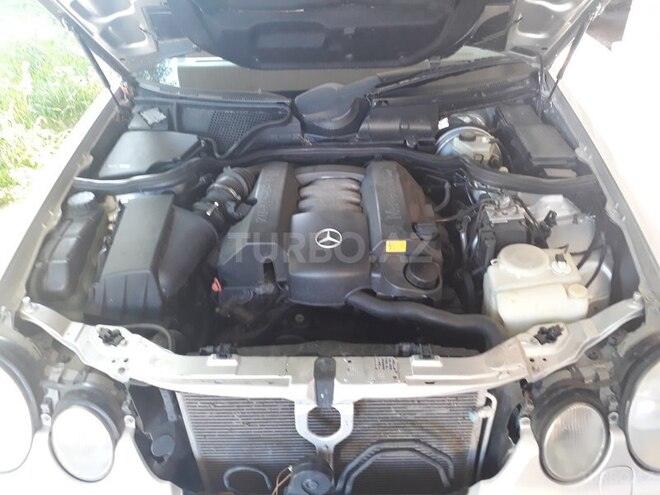 Mercedes E 280 2001, 237,000 km - 2.8 l - Göyçay