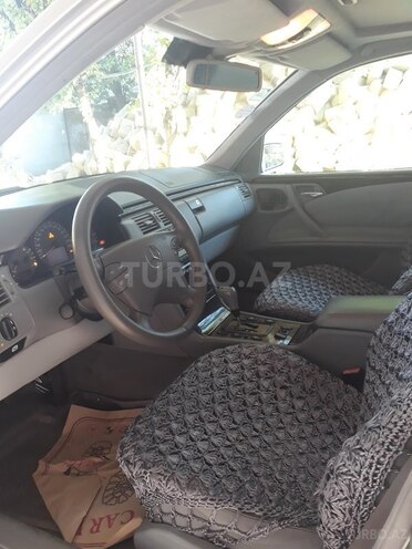 Mercedes E 280 2001, 237,000 km - 2.8 l - Göyçay