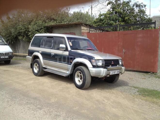Mitsubishi Pajero 1992, 256,444 km - 0.2 l - Astara