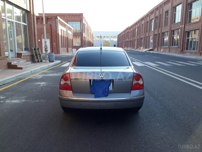 Volkswagen Passat 2002, 221,443 km - 1.8 l - Gəncə