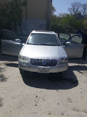 Volkswagen Passat 2002, 150,000 km - 1.8 л - Bakı