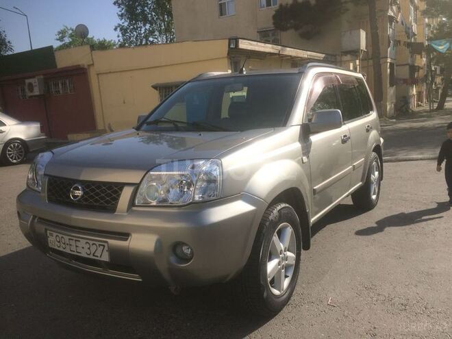 Nissan X-Trail 2004, 200,000 km - 2.0 l - Bakı