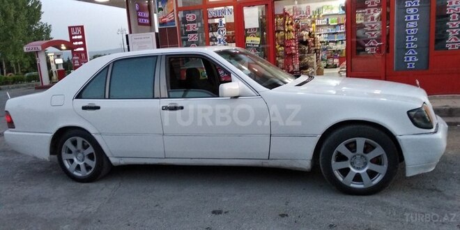 Mercedes  1993, 300,000 km - 5.0 l - Şəki