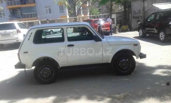LADA (VAZ) Niva 2001, 175,500 km - 1.7 l - Bakı