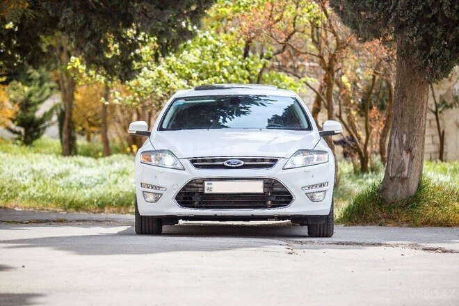 Ford Mondeo 2013, 136,000 km - 2.3 l - Bakı
